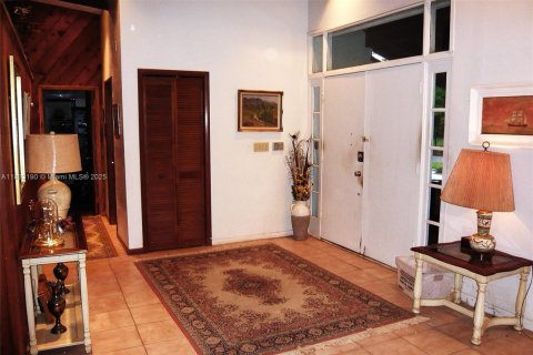 House in Palmetto Bay, Florida 4 bedrooms, 263.29 sq.m. № 1814111 - photo 4