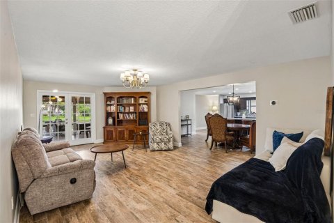 Villa ou maison à vendre à Saint Petersburg, Floride: 2 chambres, 195.28 m2 № 2416596 - photo 3