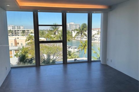 Copropriété à vendre à Miami Beach, Floride: 2 chambres, 143.07 m2 № 1862182 - photo 9