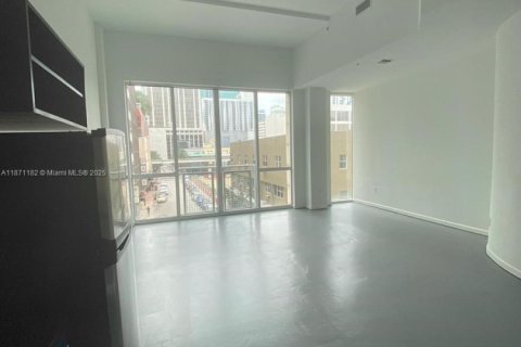 Condo in Miami, Florida  № 1895799 - photo 2