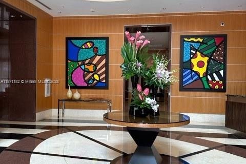 Condo in Miami, Florida  № 1895799 - photo 9