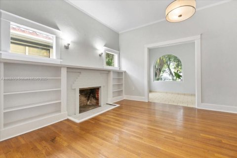 Снять в аренду виллу или дом в Майами, Флорида 2 спальни, 183.39м2, № 1931959 - фото 9