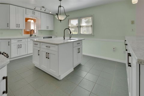 House in New Smyrna Beach, Florida 2 bedrooms, 85.75 sq.m. № 1851797 - photo 13