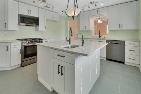 House in New Smyrna Beach, Florida 2 bedrooms, 85.75 sq.m. № 1851797 - photo 12