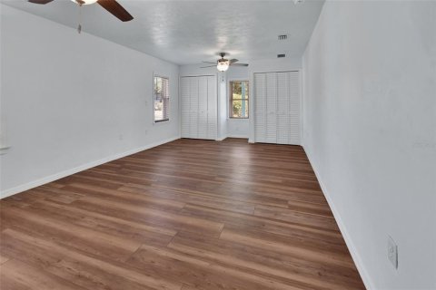 House in New Smyrna Beach, Florida 2 bedrooms, 85.75 sq.m. № 1851797 - photo 18