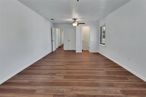 House in New Smyrna Beach, Florida 2 bedrooms, 85.75 sq.m. № 1851797 - photo 21