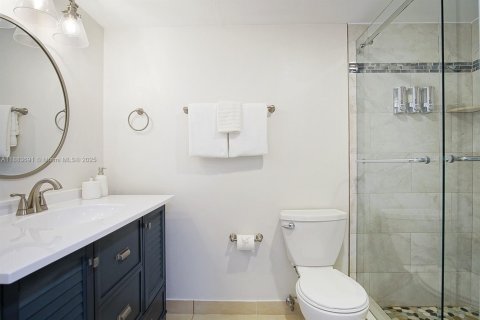 Condo in St. Lucie, Florida, 1 bedroom  № 1930862 - photo 9