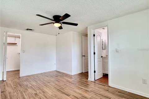 Villa ou maison à louer à New Port Richey, Floride: 3 chambres, 134.06 m2 № 2167581 - photo 23