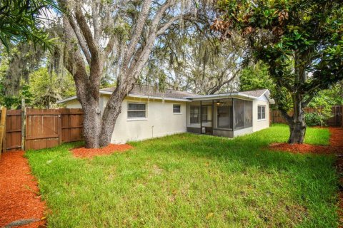 House in Port Richey, Florida 2 bedrooms, 115.94 sq.m. № 1844540 - photo 21