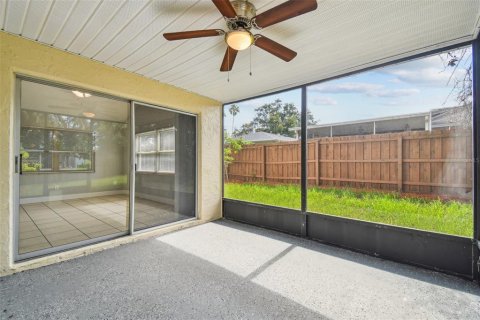 House in Port Richey, Florida 2 bedrooms, 115.94 sq.m. № 1844540 - photo 20