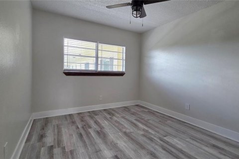Condo in Clearwater, Florida, 2 bedrooms  № 2394249 - photo 14
