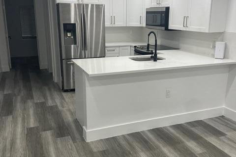 Villa ou maison à louer à Fort Lauderdale, Floride: 2 chambres, 96.62 m2 № 2250044 - photo 2