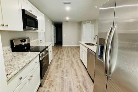 House in Bartow, Florida 3 bedrooms, 108.97 sq.m. № 1917099 - photo 23