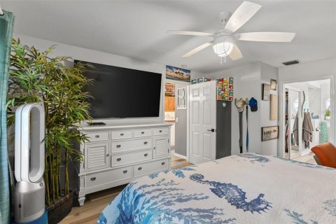 House in Sebastian, Florida 3 bedrooms, 159.7 sq.m. № 2097559 - photo 16