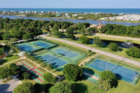 Casa en venta en Palm Coast, Florida, 3 dormitorios, 192.31 m2 № 2136394 - foto 9
