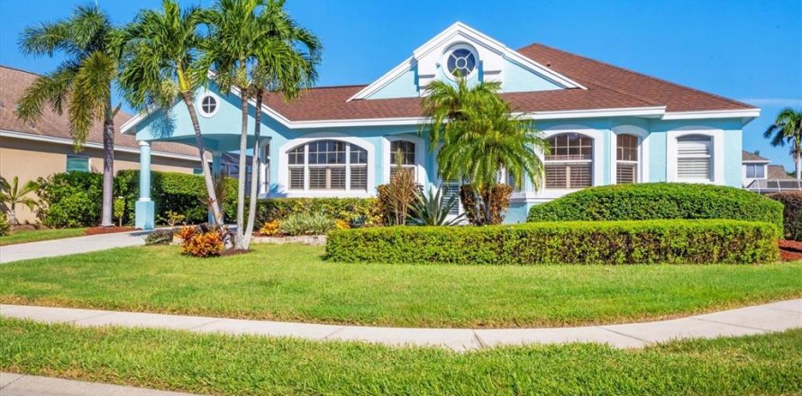 Villa ou maison à Bradenton, Floride 4 chambres, 217.39 m2 № 1910851