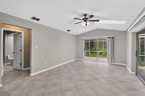 Villa ou maison à vendre à New Port Richey, Floride: 3 chambres, 158.03 m2 № 2409923 - photo 10