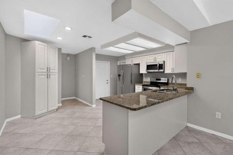 Villa ou maison à vendre à New Port Richey, Floride: 3 chambres, 158.03 m2 № 2409923 - photo 13