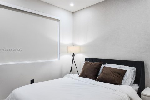 Купить таунхаус в Дорал, Флорида 3 спальни, 161.93м2, № 1934571 - фото 30