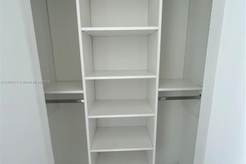 Copropriété à vendre à Miami, Floride: 2 chambres, 138.52 m2 № 2089022 - photo 14