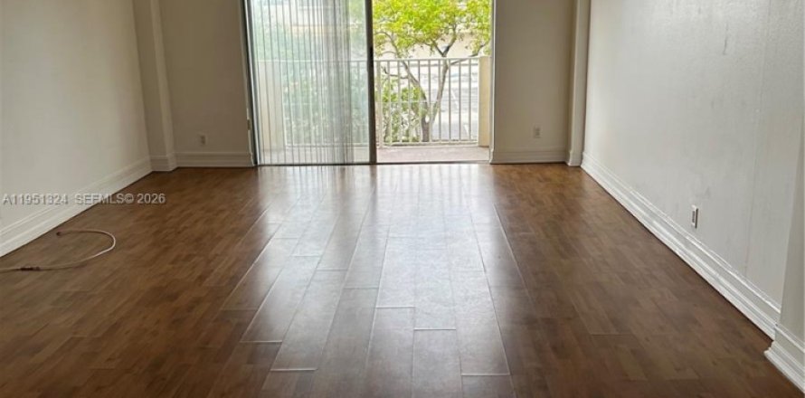 Condo in North Bay Village, Florida, 1 bedroom  № 2153139