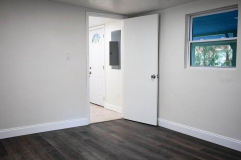 House in Gainesville, Florida 3 bedrooms, 176.42 sq.m. № 1795648 - photo 12