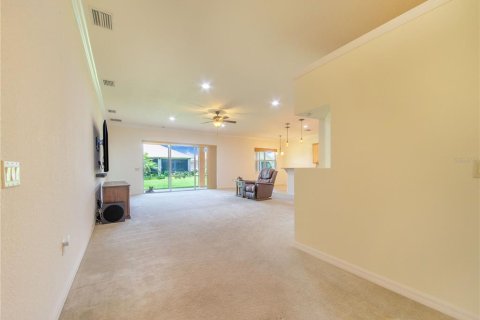 Casa en venta en Lake Wales, Florida, 3 dormitorios, 192.68 m2 № 2157098 - foto 9