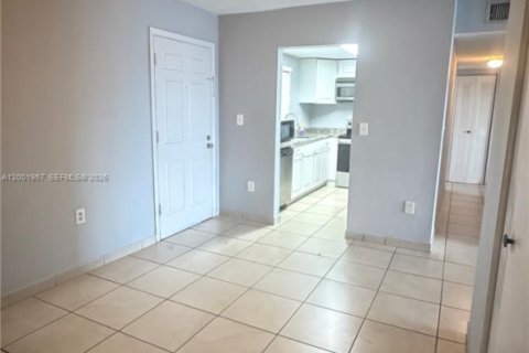 Снять в аренду кондоминиум в Майами, Флорида 2 спальни, 139.54м2, № 2170292 - фото 9