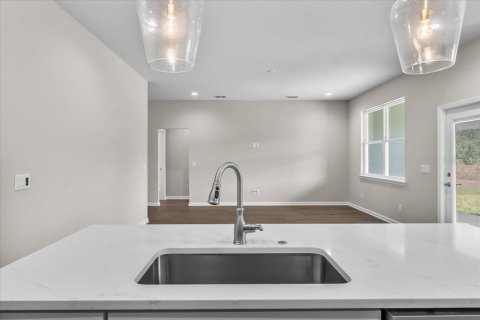 House in Mulberry, Florida 3 bedrooms, 171.78 sq.m. № 1262968 - photo 15