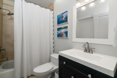 Villa ou maison à vendre à Islamorada, Village of Islands, Floride: 4 chambres, 329.8 m2 № 2390167 - photo 18