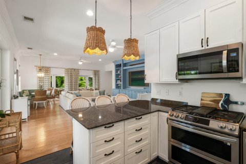 Villa ou maison à vendre à Islamorada, Village of Islands, Floride: 4 chambres, 329.8 m2 № 2390167 - photo 7