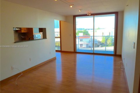 Copropriété à vendre à Miami Beach, Floride: 2 chambres, 99.41 m2 № 1969471 - photo 15