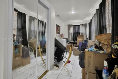 Villa ou maison à vendre à Miami, Floride: 4 chambres, 193.7 m2 № 2076358 - photo 6