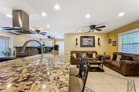 Villa ou maison à vendre à Orlando, Floride: 3 chambres, 154.59 m2 № 1885657 - photo 13