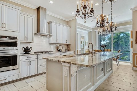 House in Sarasota, Florida 4 bedrooms, 333.89 sq.m. № 1530545 - photo 10