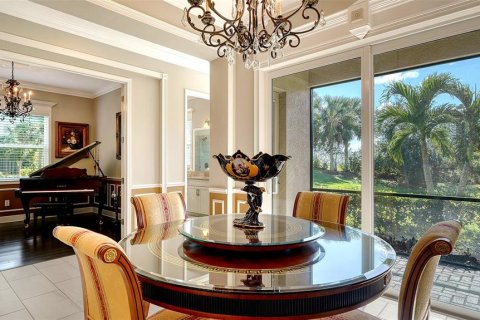 House in Sarasota, Florida 4 bedrooms, 333.89 sq.m. № 1530545 - photo 11