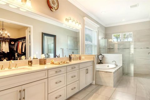 House in Sarasota, Florida 4 bedrooms, 333.89 sq.m. № 1530545 - photo 15