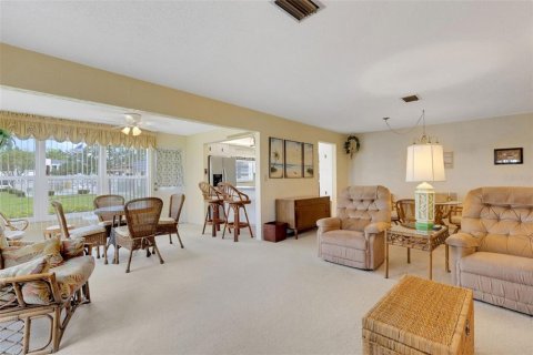 Copropriété à vendre à Seminole, Floride: 2 chambres, 119.66 m2 № 1618728 - photo 8