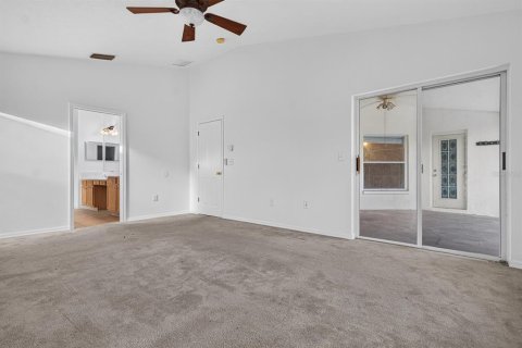 Villa ou maison à vendre à Tampa, Floride: 4 chambres, 246.19 m2 № 2428695 - photo 28