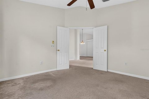 Villa ou maison à vendre à Tampa, Floride: 4 chambres, 246.19 m2 № 2428695 - photo 4
