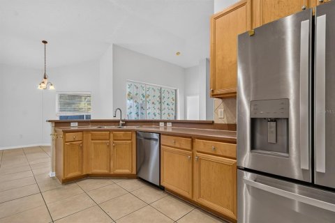Villa ou maison à vendre à Tampa, Floride: 4 chambres, 246.19 m2 № 2428695 - photo 18
