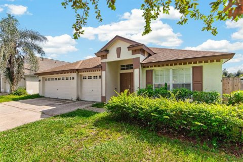Villa ou maison à vendre à Tampa, Floride: 4 chambres, 246.19 m2 № 2428695 - photo 2