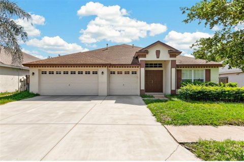 Villa ou maison à Tampa, Floride 4 chambres, 246.19 m2 № 2428695