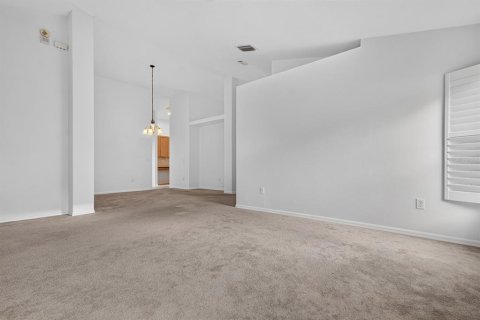 Villa ou maison à vendre à Tampa, Floride: 4 chambres, 246.19 m2 № 2428695 - photo 12
