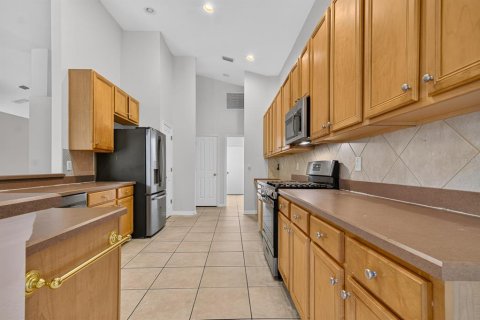 Villa ou maison à vendre à Tampa, Floride: 4 chambres, 246.19 m2 № 2428695 - photo 19