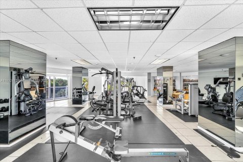 Copropriété à louer à Miami Beach, Floride: 2 chambres, 104.14 m2 № 1976357 - photo 16