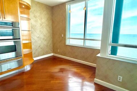 Condo in Clearwater, Florida, 3 bedrooms  № 1912999 - photo 7