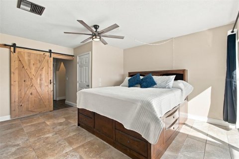 Casa en venta en New Port Richey, Florida, 4 dormitorios, 244.43 m2 № 2429187 - foto 22