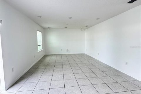 House in Kissimmee, Florida 5 bedrooms, 219.44 sq.m. № 2098636 - photo 6