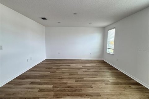 House in Kissimmee, Florida 5 bedrooms, 219.44 sq.m. № 2098636 - photo 27